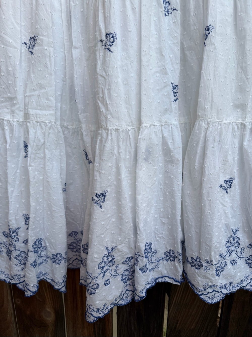 Ralph Lauren white maxi skirt with blue floral embroidery, size 8 - Picture 2 of 5
